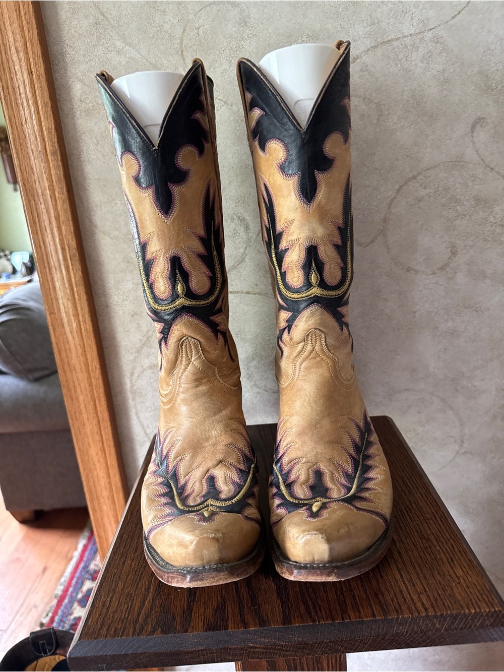 Rare Lucchese Tan and Black Leather Cowboy Boots - Picture 2 of 10